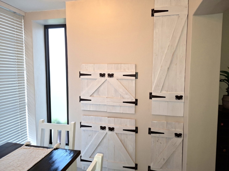 2 Bedroom Property for Sale in Vredekloof East Western Cape